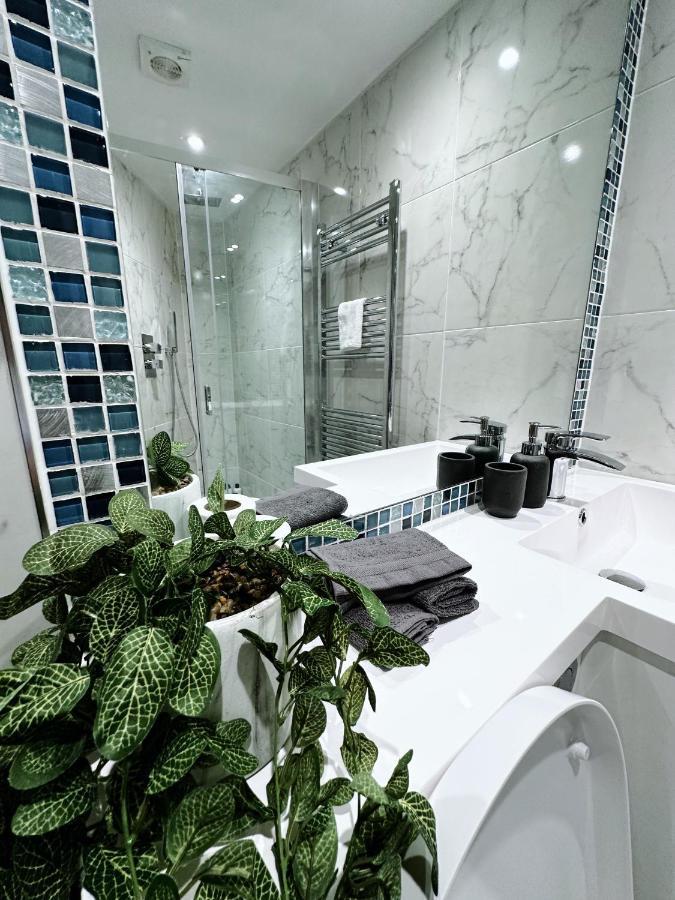 2 Southwell Road - Luxurious City Centre Apartments NWI Exterior foto